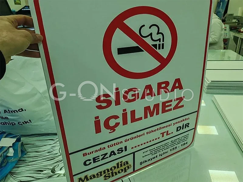Fosforlu Merdiven Yönlendirme Levhası