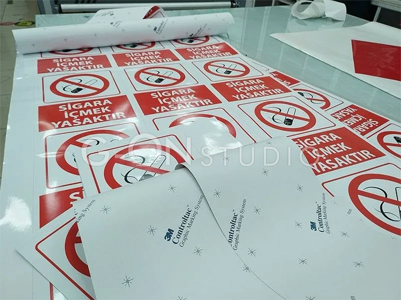 Reflektif Kat Yönlendirme Levhası