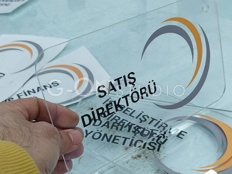 Şeffaf Akrilik Ofis Direktör İsimliği